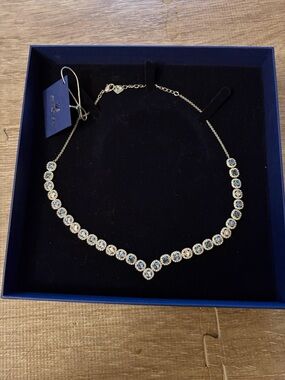 Swarovski  Crystal Angelic Square V Necklace 529461 NEW